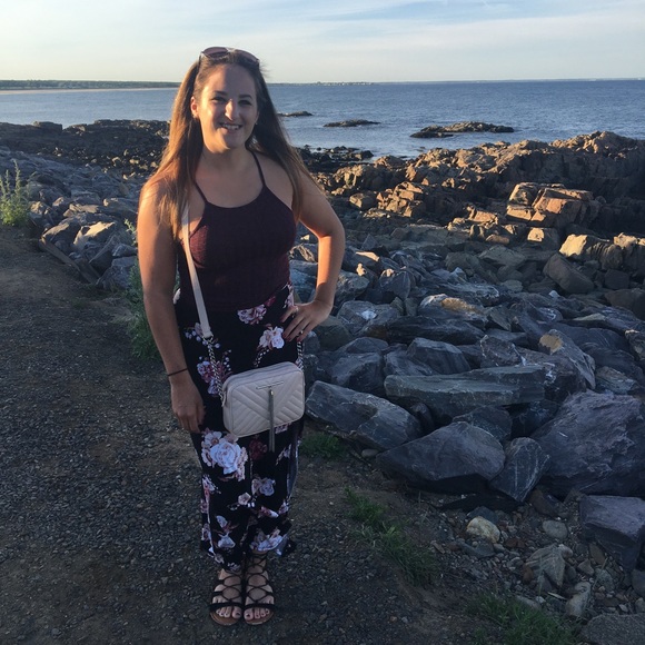 Meet your Posher, Rachelle - Picture 1 of 1